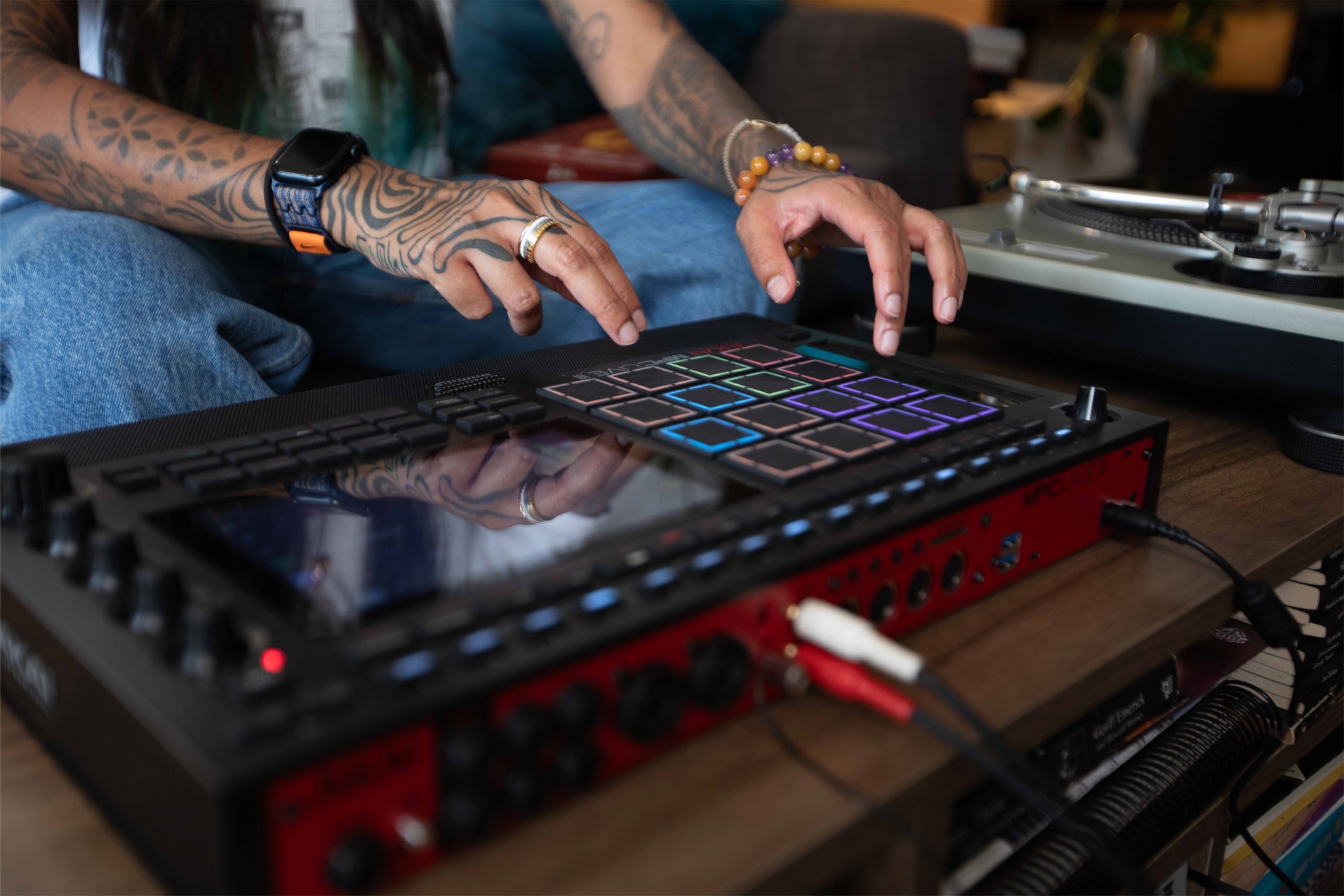製品情報：MPC LIVE III：AKAI professional